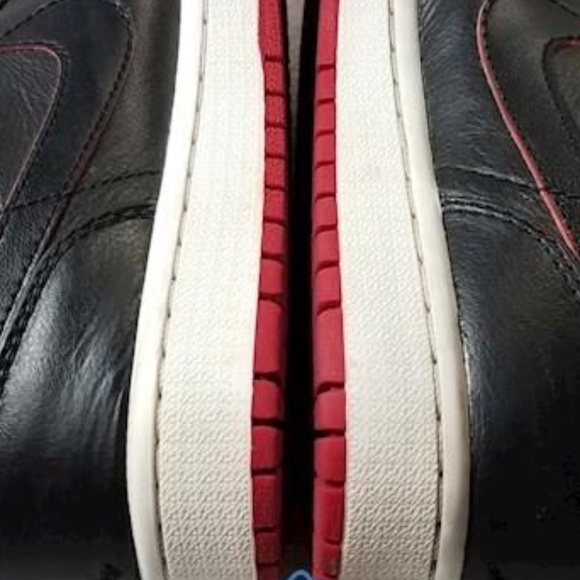 Air Jordan 1 Mid Retro \'Blk/Blk/Red\' 554724-028 Size 8 main image 8